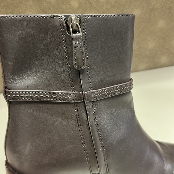 🔥🔥🔥Tory Burch Miller Brown Leather Boots - Picture 10 of 13
